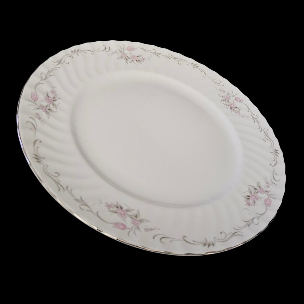 Golden Standard Genuine Porcelain China Japan Floral Dinner Plates Set of 2